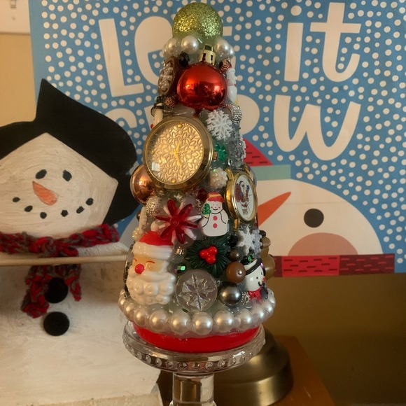 CHRISTMAS TIME Junkdrawer Tree - Handmade Jewelry Decoration - Picture 2 of 11